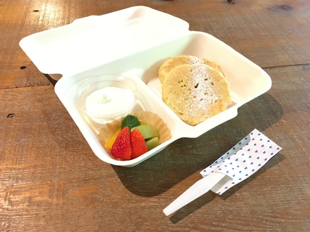 桑名市の麦カフェでテイクアウトできるパンケーキ